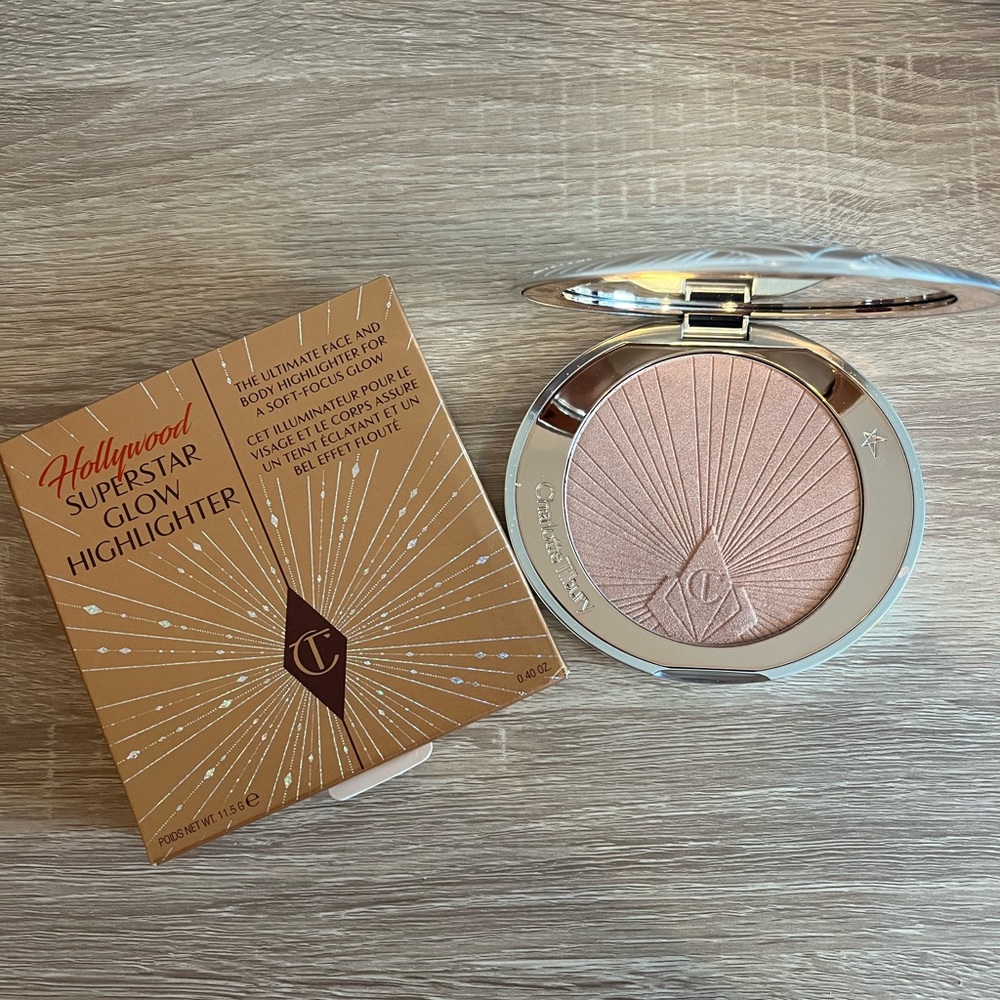 Charlotte Tilbury Hollywood Superstar Highligher